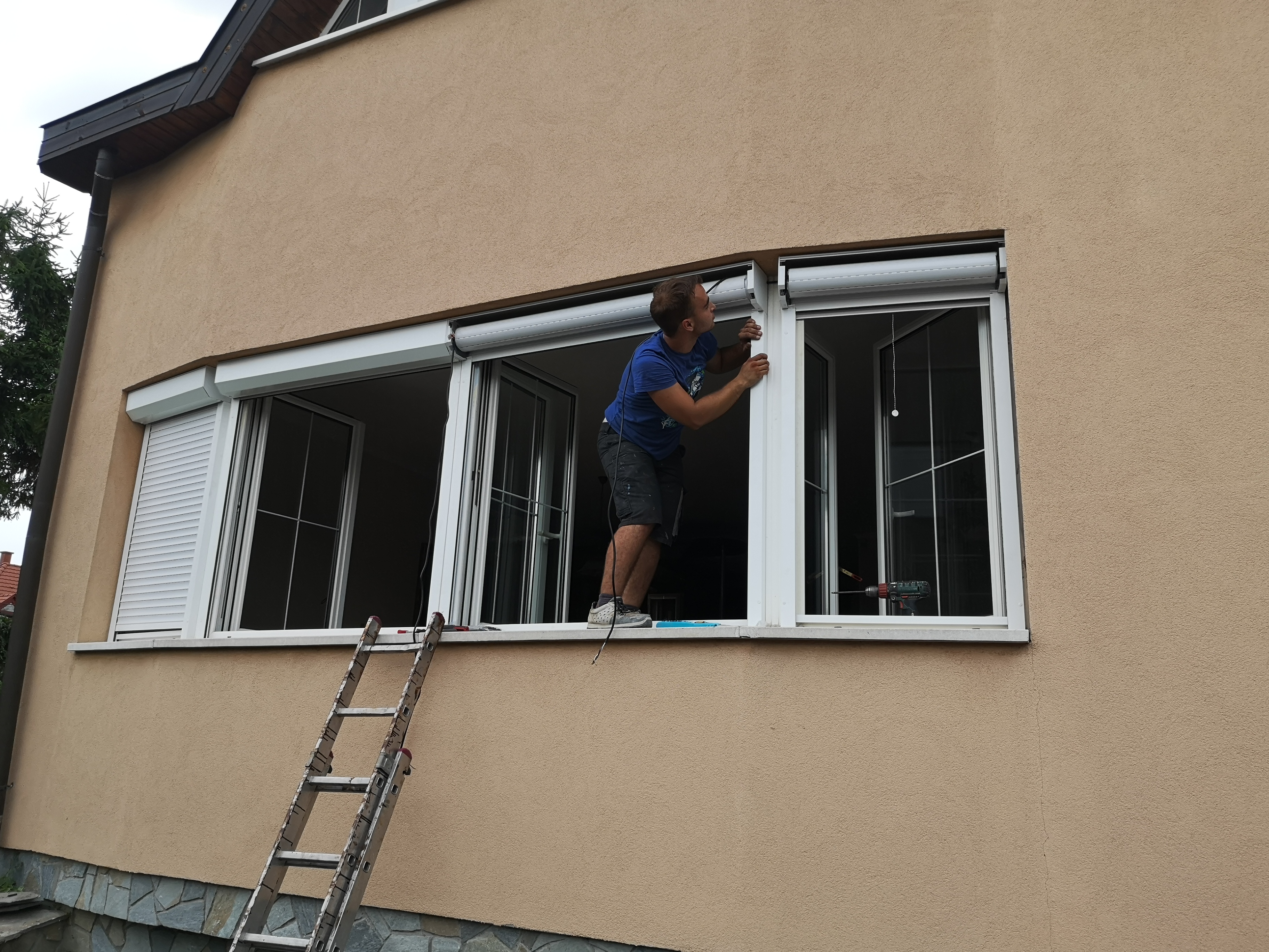 Motoros alumínium redőny – Budapest, XVI. Kerület (5. kép)